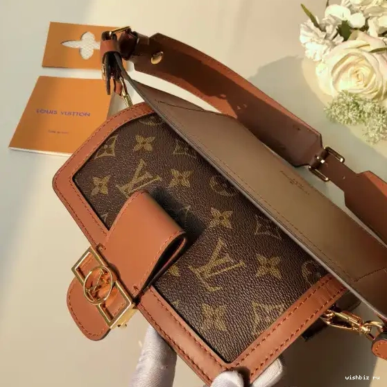 WIS Bag（2019 Show） Belt Spring Louis Vuitton 0704